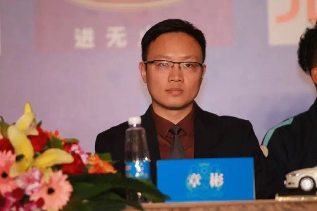 嗯啊在试衣间里做a